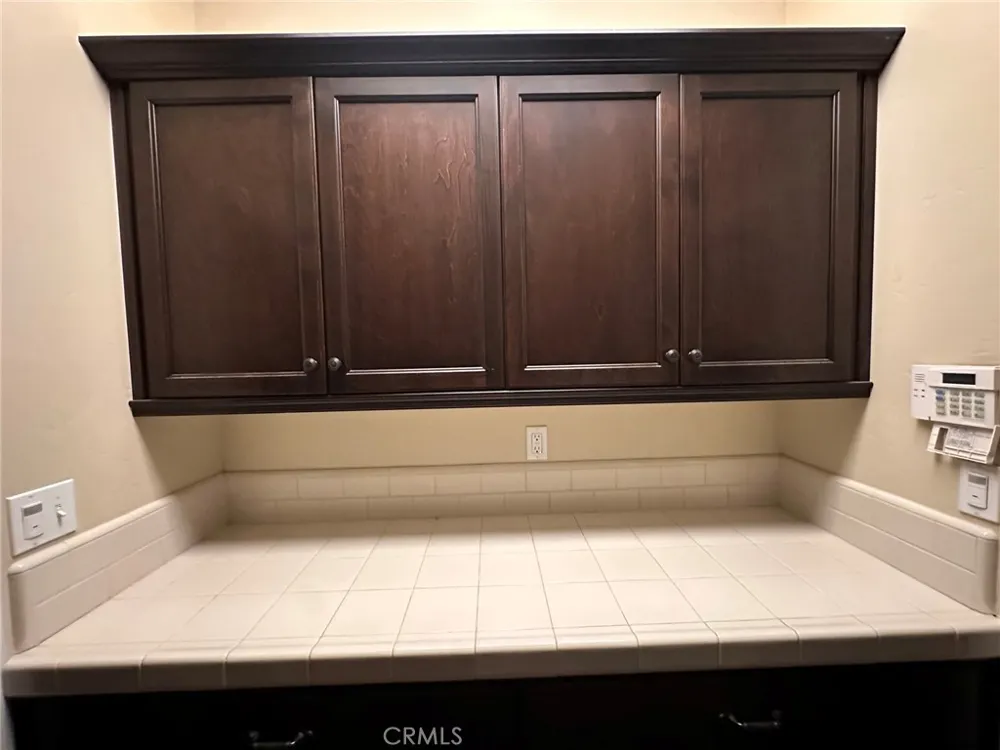 1490 Laredo Court Tulare, CA 93274