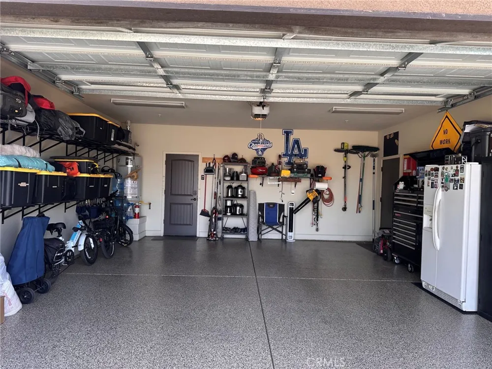 1490 Laredo Court Tulare, CA 93274