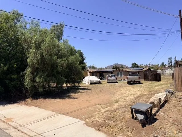 1470 Marline Avenue El Cajon, CA 92021