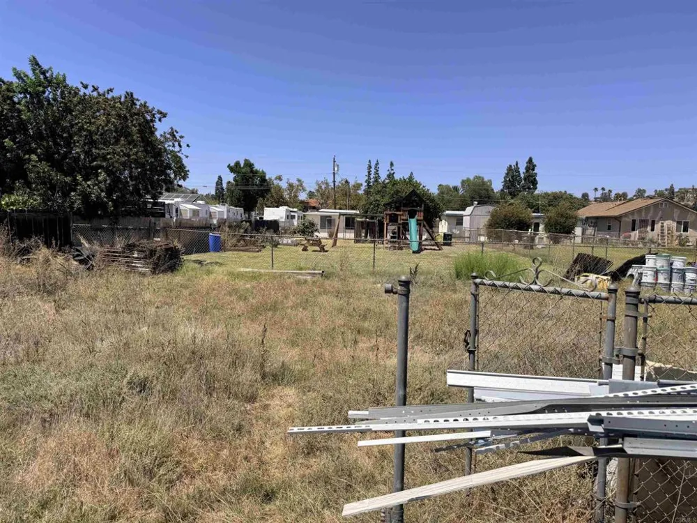 1470 Marline Avenue El Cajon, CA 92021