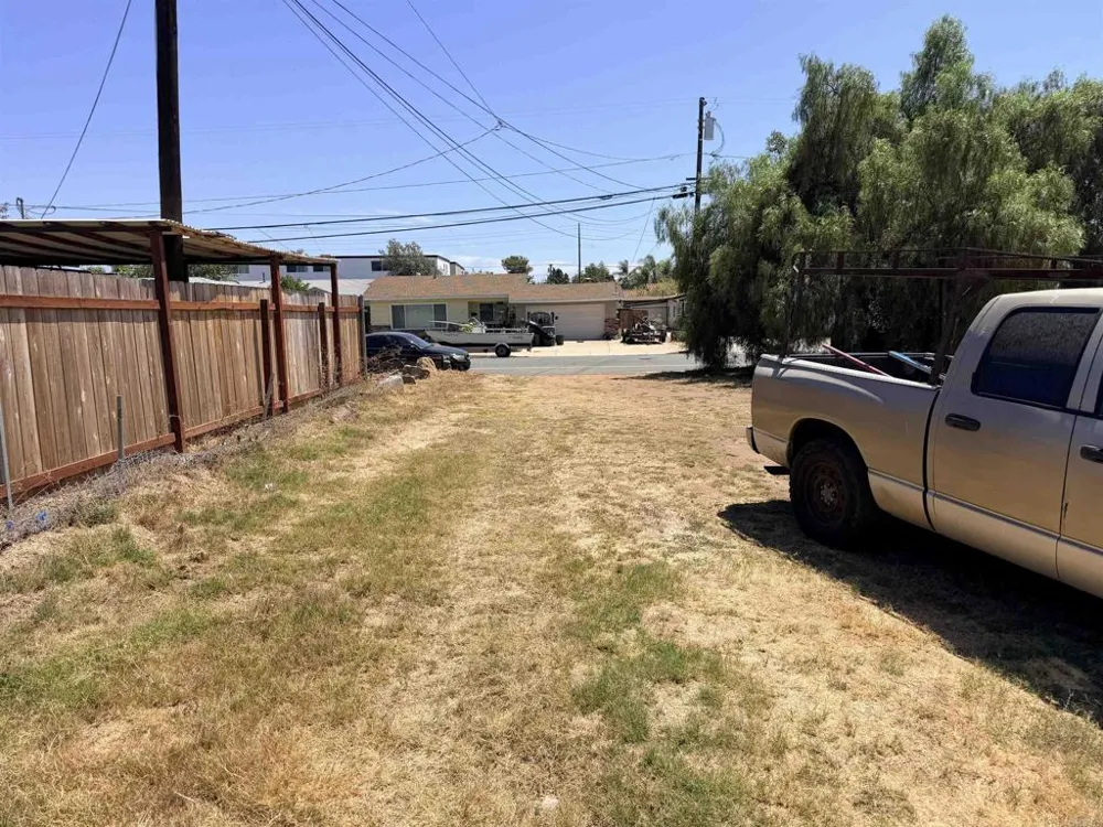 1470 Marline Avenue El Cajon, CA 92021