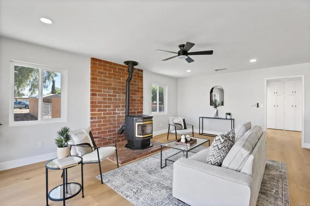 611 9Th Street Ramona, CA 92065