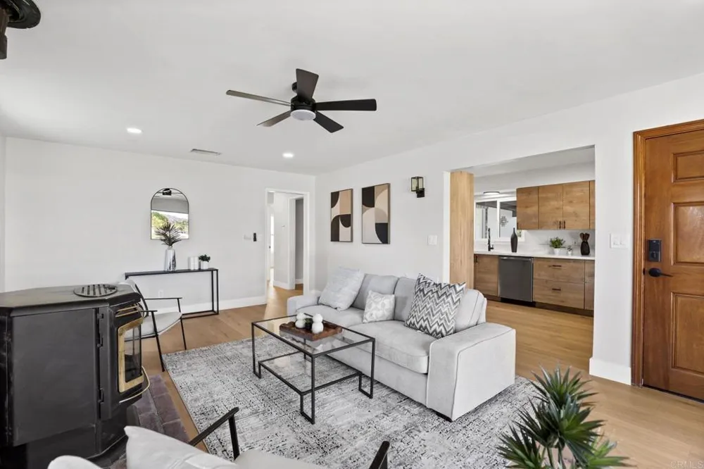 611 9Th Street Ramona, CA 92065
