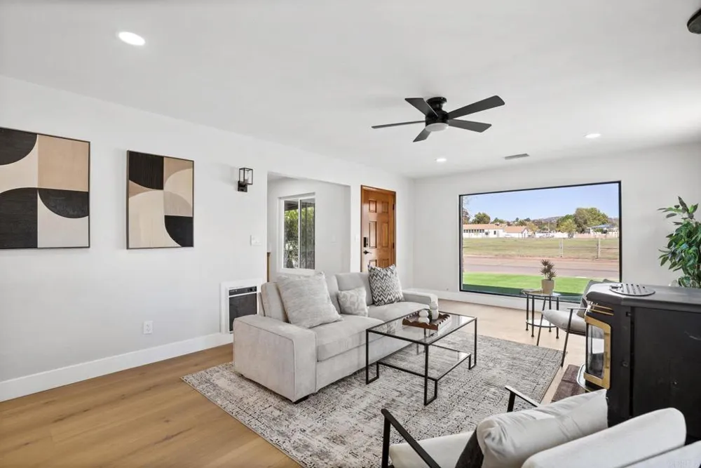 611 9Th Street Ramona, CA 92065
