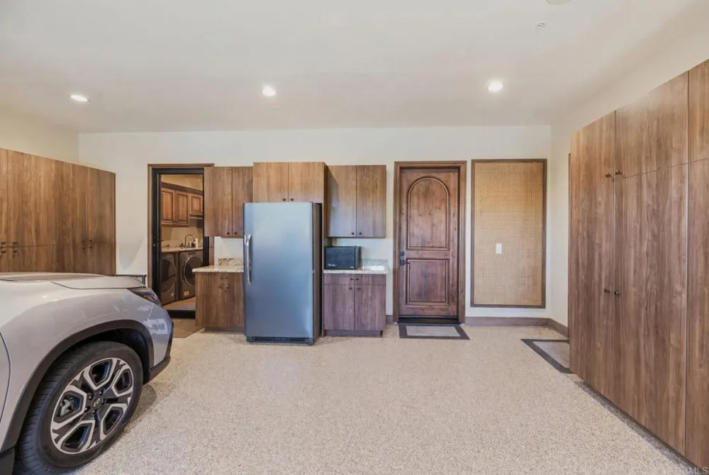 1781 Old Horse Trail Alpine, CA 91901