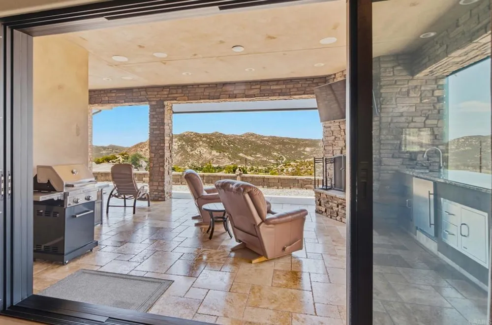 1781 Old Horse Trail Alpine, CA 91901