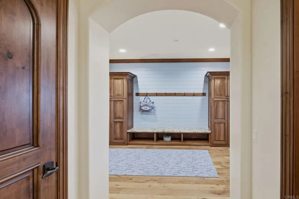 1781 Old Horse Trail Alpine, CA 91901