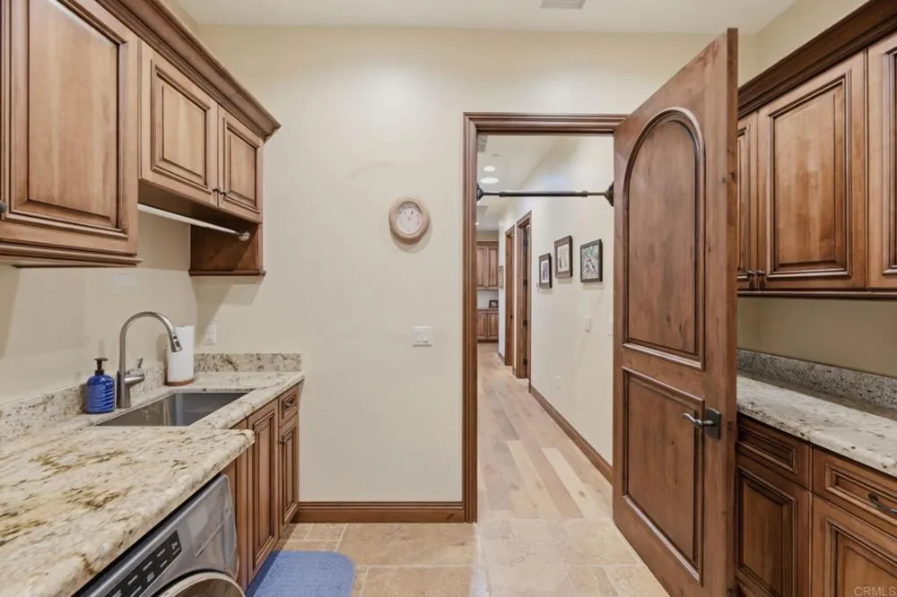 1781 Old Horse Trail Alpine, CA 91901