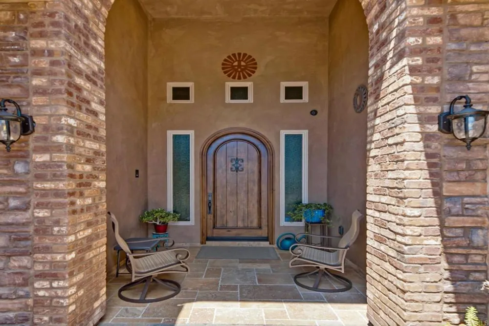 1781 Old Horse Trail Alpine, CA 91901
