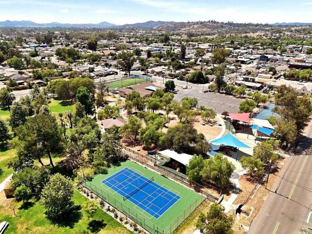 622 G STREET Ramona, CA 92065