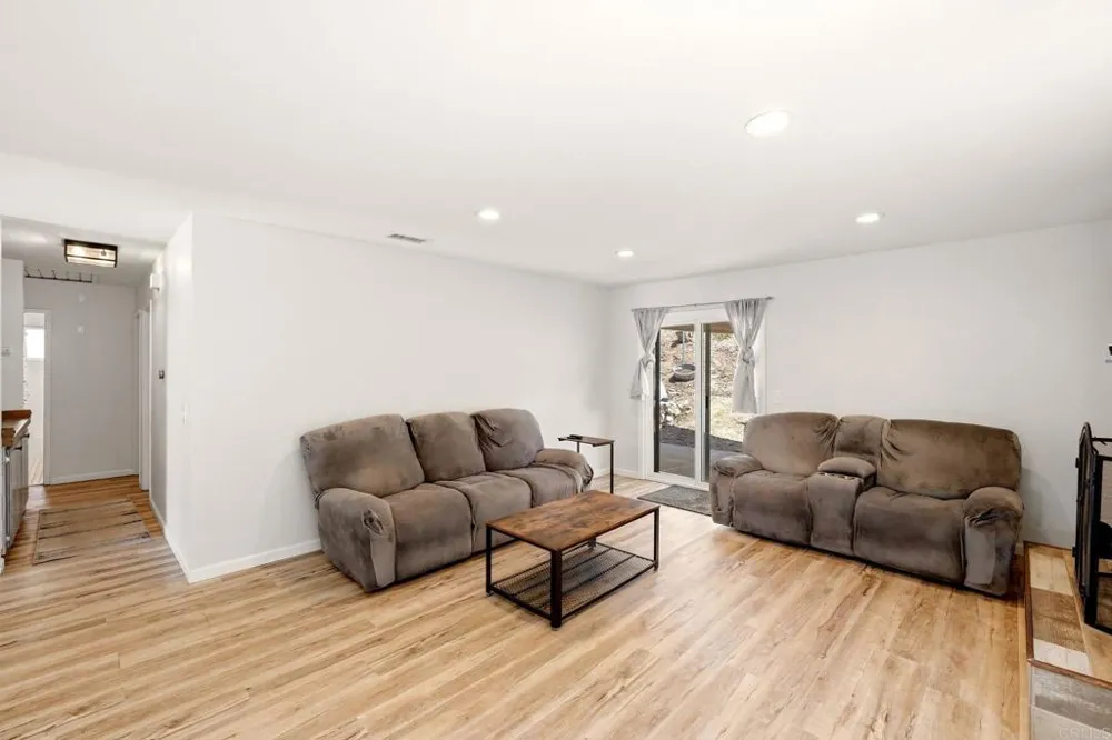 622 G STREET Ramona, CA 92065