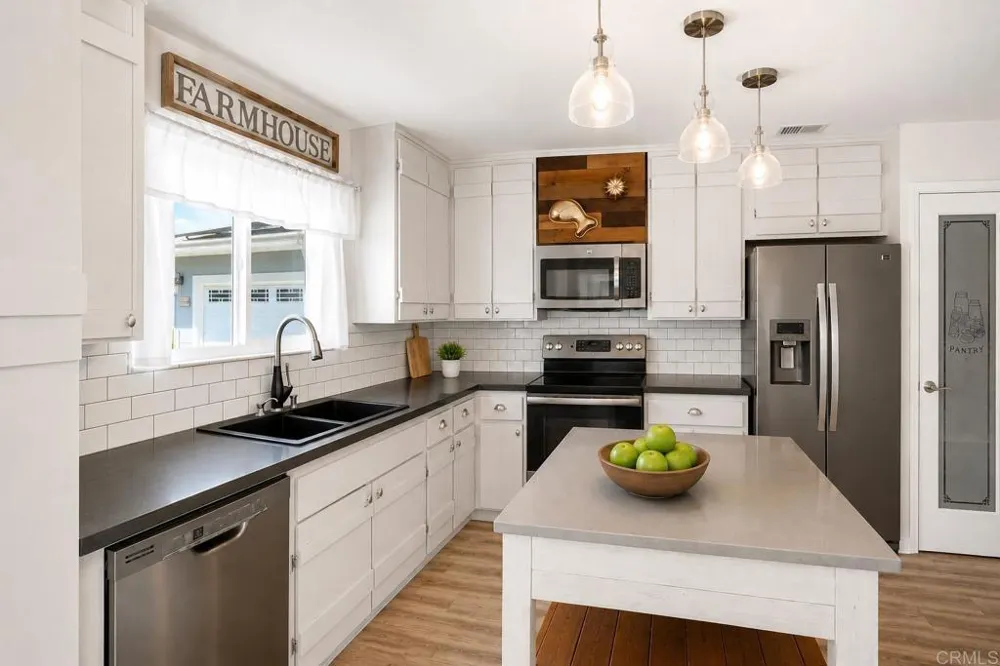 622 G STREET Ramona, CA 92065