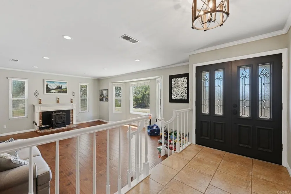 2438 Duraznitos Rd Ramona, CA 92065