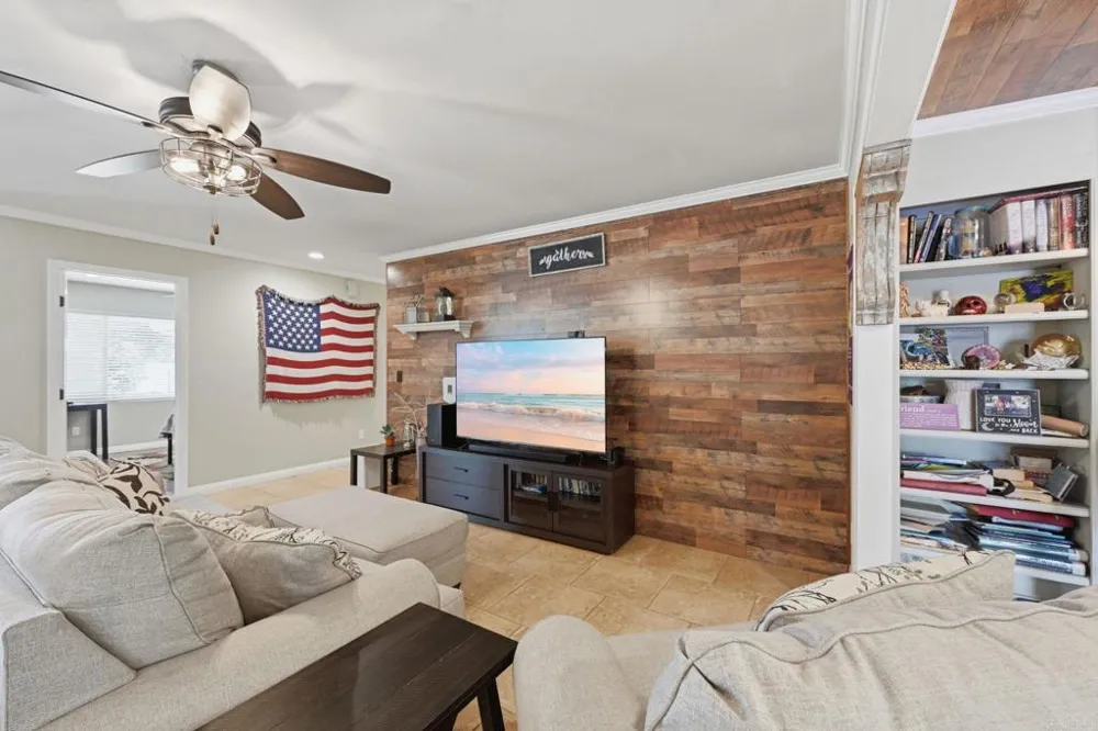 2438 Duraznitos Rd Ramona, CA 92065