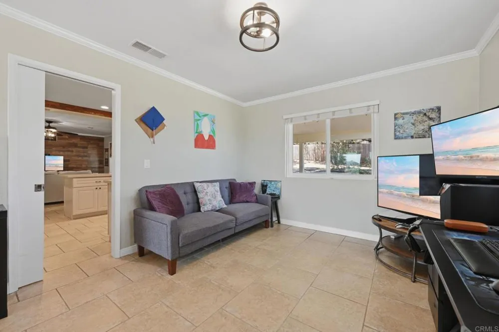 2438 Duraznitos Rd Ramona, CA 92065