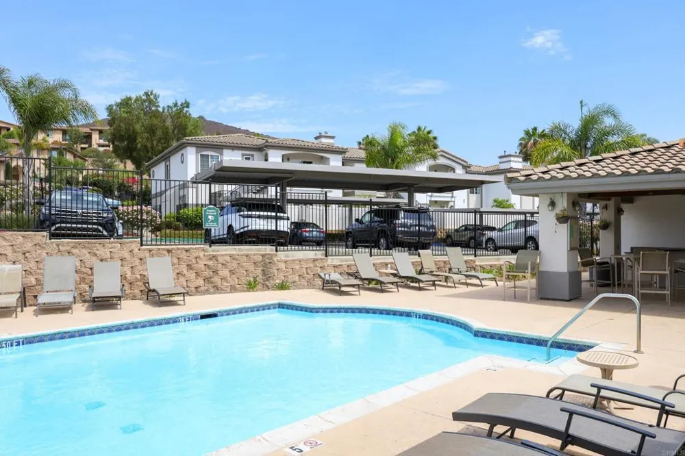 2724 Lake Pointe Drive #239 Spring Valley, CA 91977