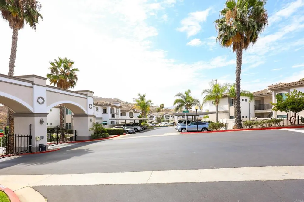 2724 Lake Pointe Drive #239 Spring Valley, CA 91977