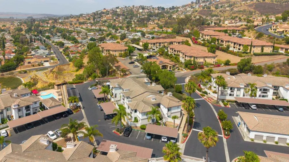 2724 Lake Pointe Drive #239 Spring Valley, CA 91977