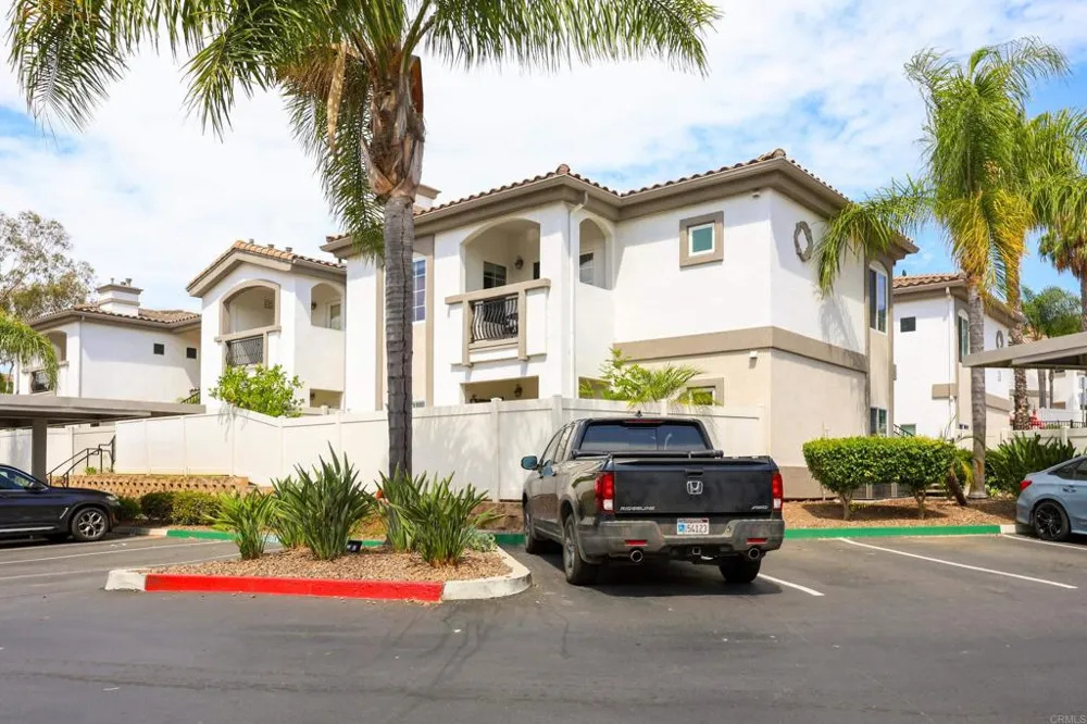 2724 Lake Pointe Drive #239 Spring Valley, CA 91977