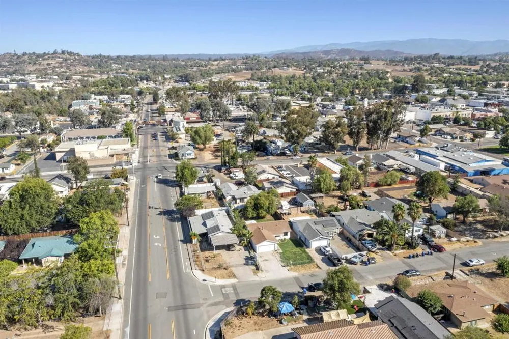 945 E STREET Ramona, CA 92065