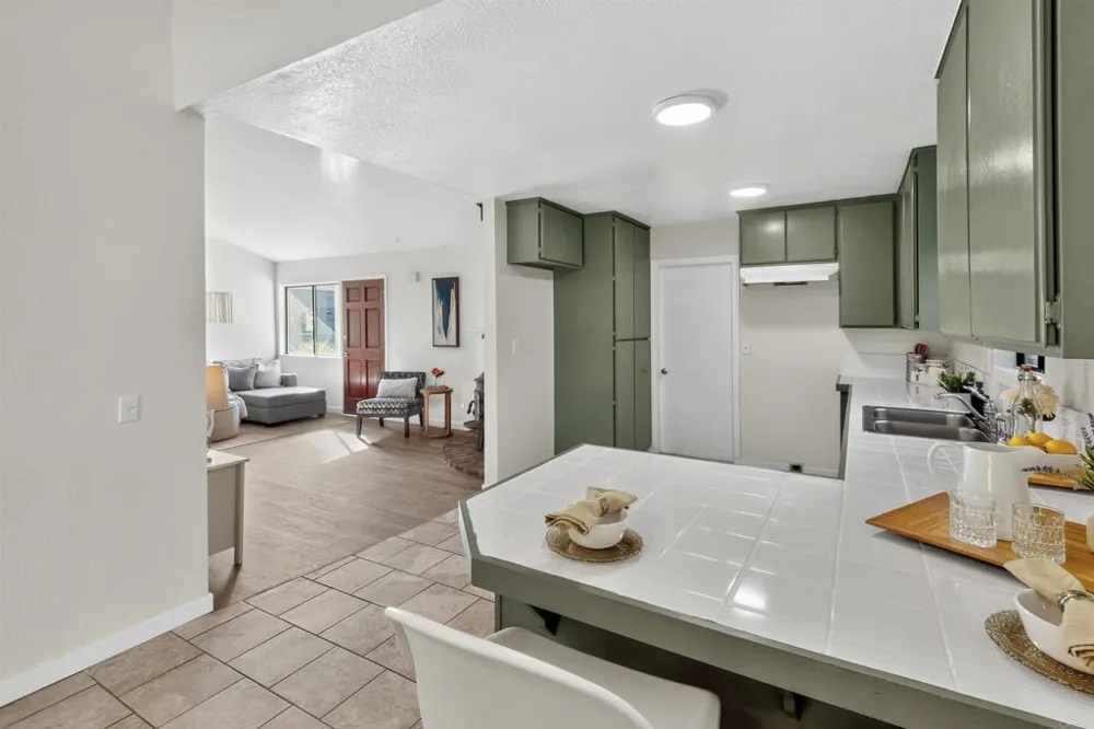 945 E STREET Ramona, CA 92065