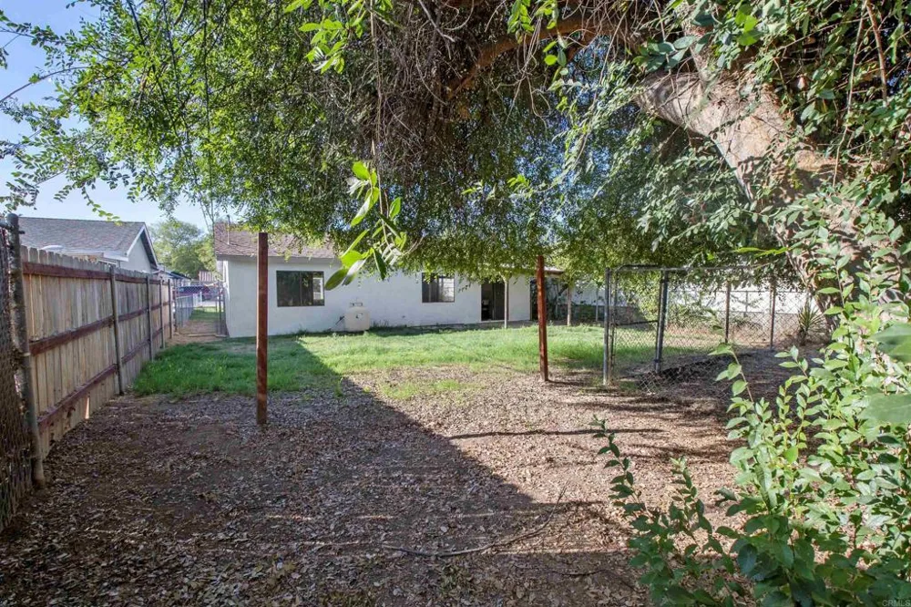 945 E STREET Ramona, CA 92065
