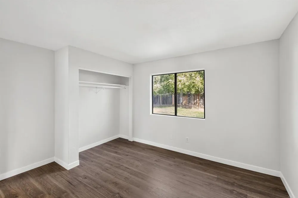 945 E STREET Ramona, CA 92065