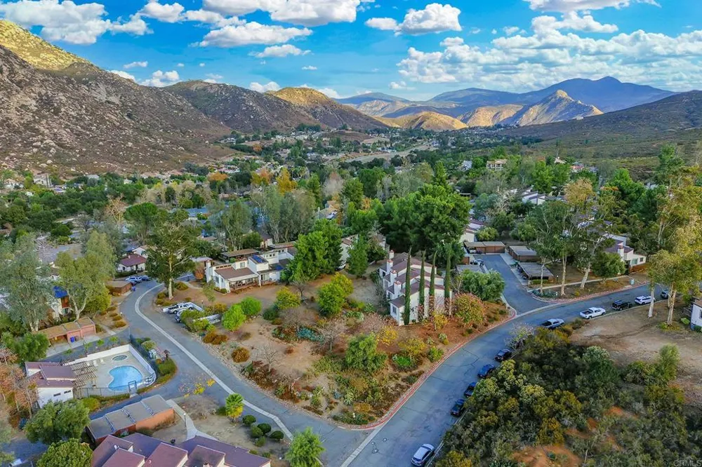 15719 Davis Cup Lane Ramona, CA 92065
