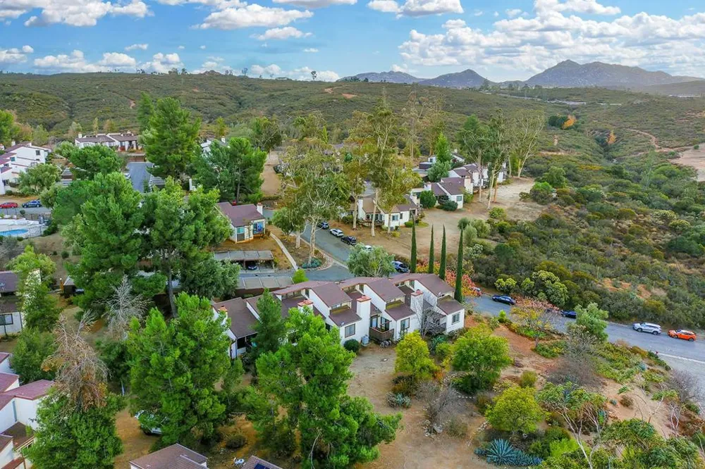 15719 Davis Cup Lane Ramona, CA 92065