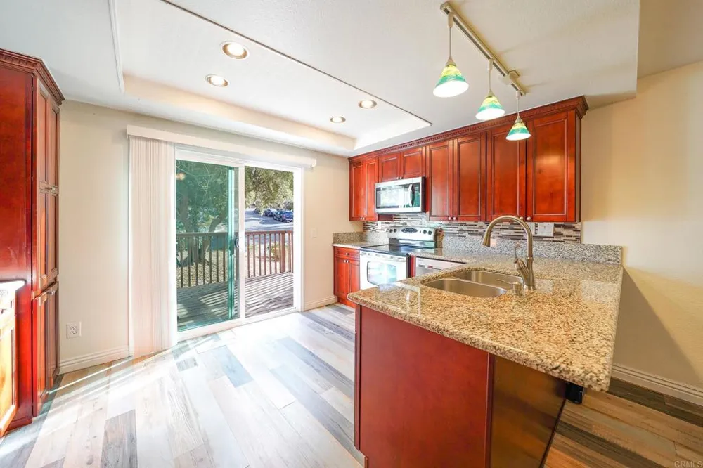 15719 Davis Cup Lane Ramona, CA 92065