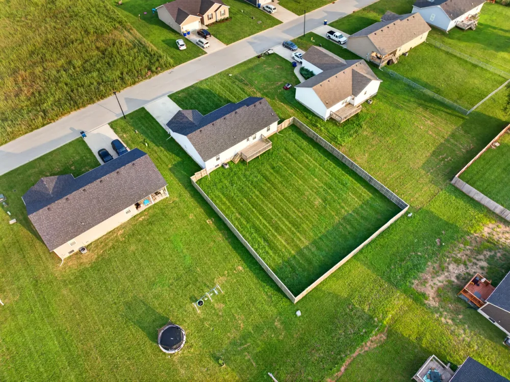 521 Labrador Dr Bowling Green, KY 42101