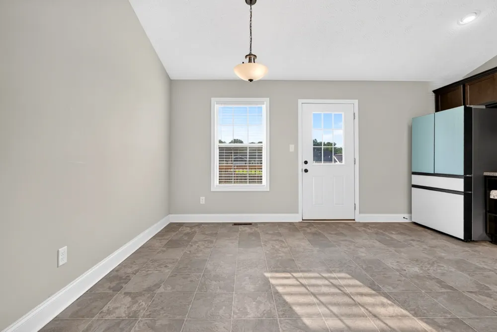 521 Labrador Dr Bowling Green, KY 42101