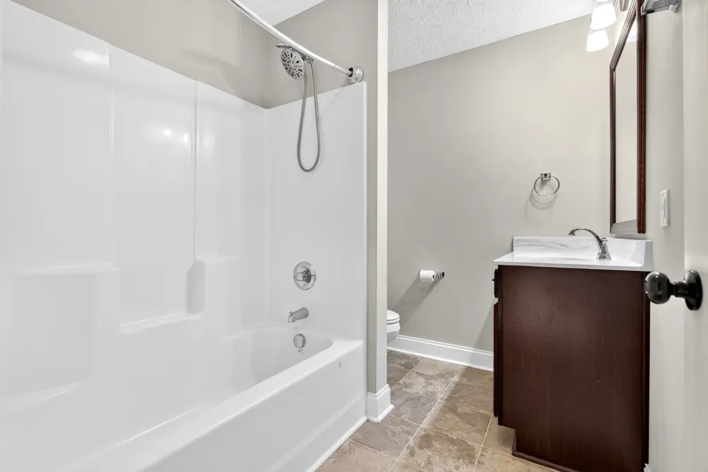 521 Labrador Dr Bowling Green, KY 42101