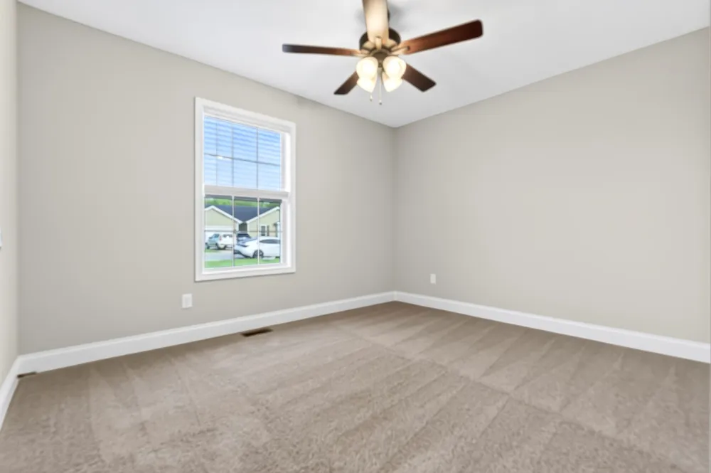 521 Labrador Dr Bowling Green, KY 42101