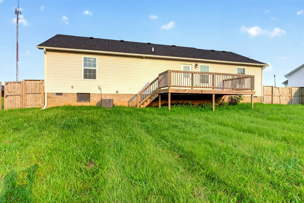 521 Labrador Dr Bowling Green, KY 42101