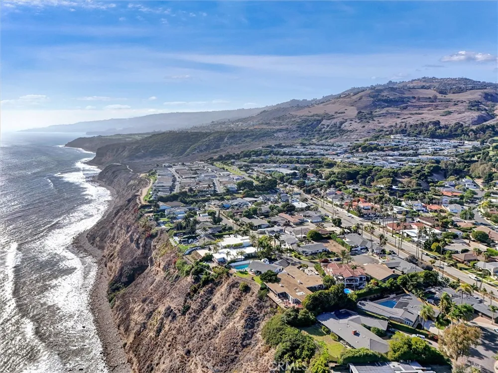 2246 Warmouth San Pedro, CA 90732