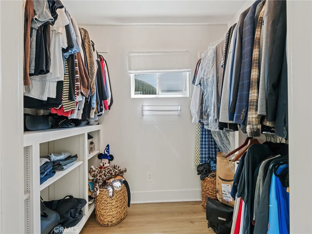 1301 19th Manhattan Beach, CA 90266