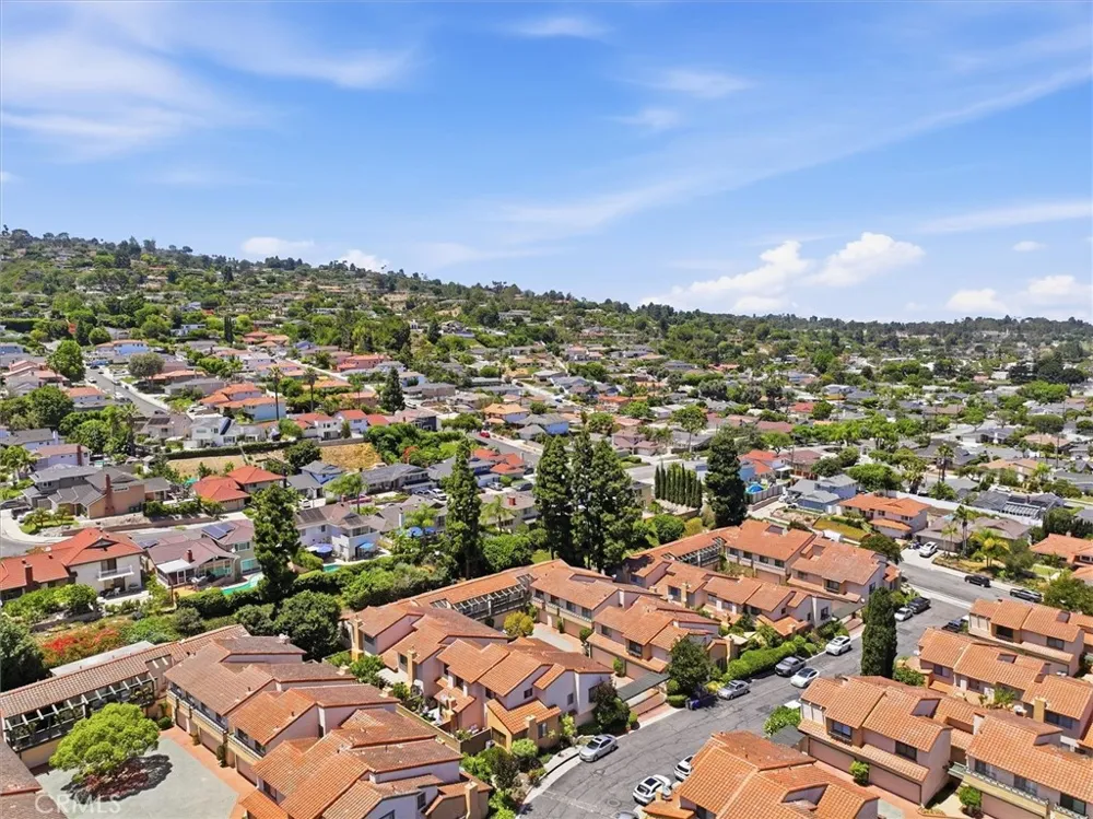 28537 Vista Madera Rancho Palos Verdes, CA 90275