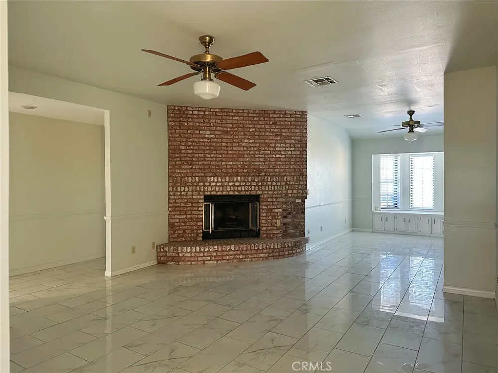 7027 Poppy Boulevard California City, CA 93505