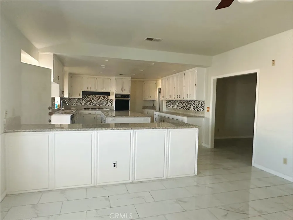 7027 Poppy Boulevard California City, CA 93505