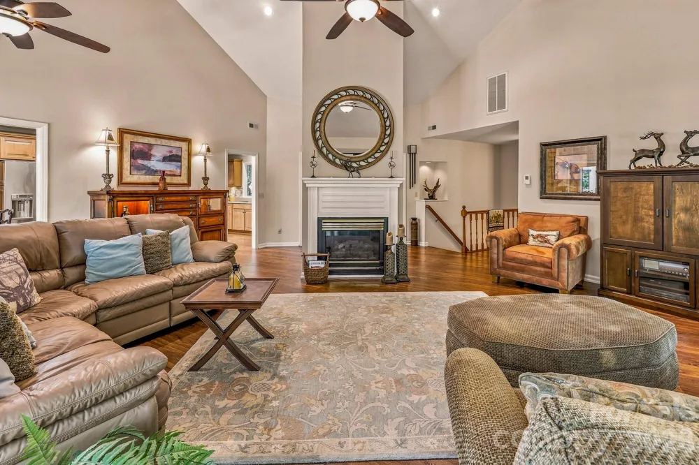 193 Downing Place Lake Lure, NC 28746