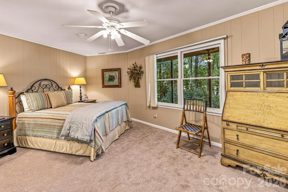 193 Downing Place Lake Lure, NC 28746