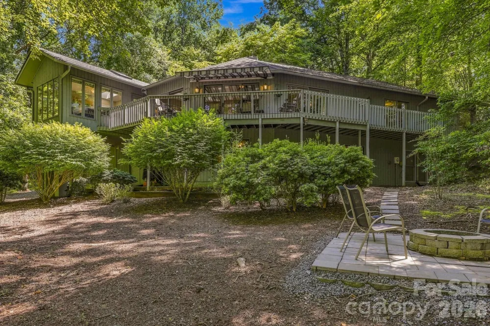 193 Downing Place Lake Lure, NC 28746
