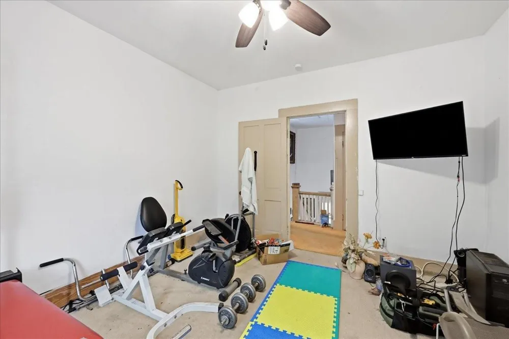 605 3rd Street Orange, TX 77630
