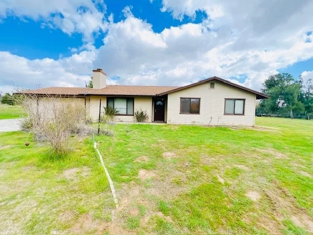 21825 Canyon Wildomar, CA 92595