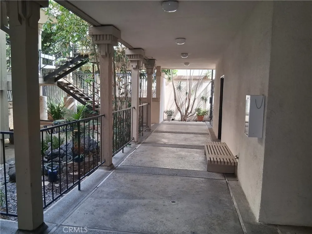 2575 E 19th Street #36 Signal Hill, CA 90755