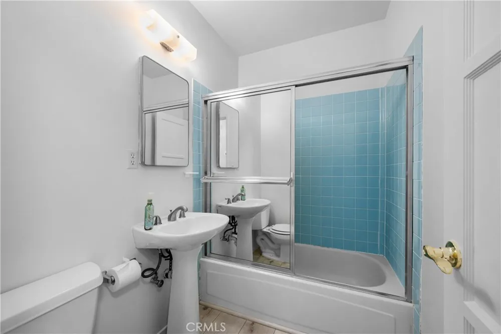 5408 Sunfield Lakewood, CA 90712