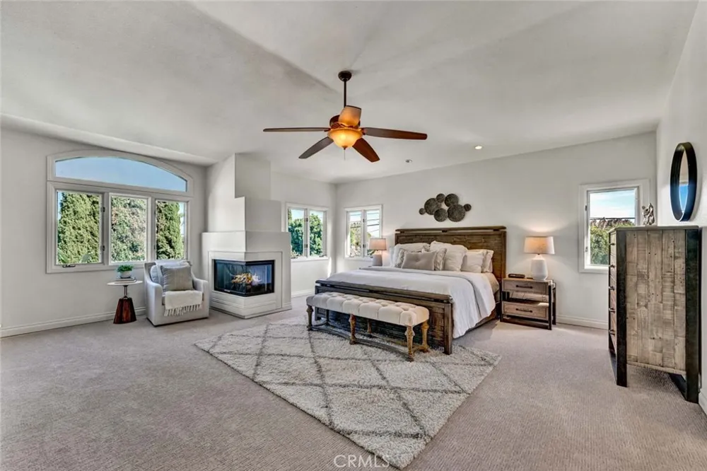 13671 Belle Rive North Tustin, CA 92705