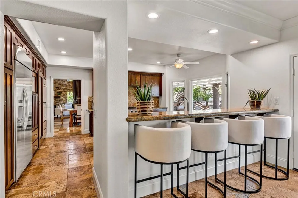 13671 Belle Rive North Tustin, CA 92705