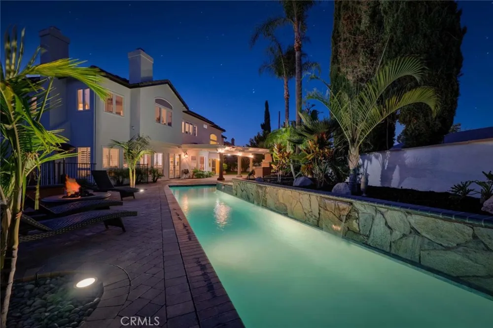 13671 Belle Rive North Tustin, CA 92705